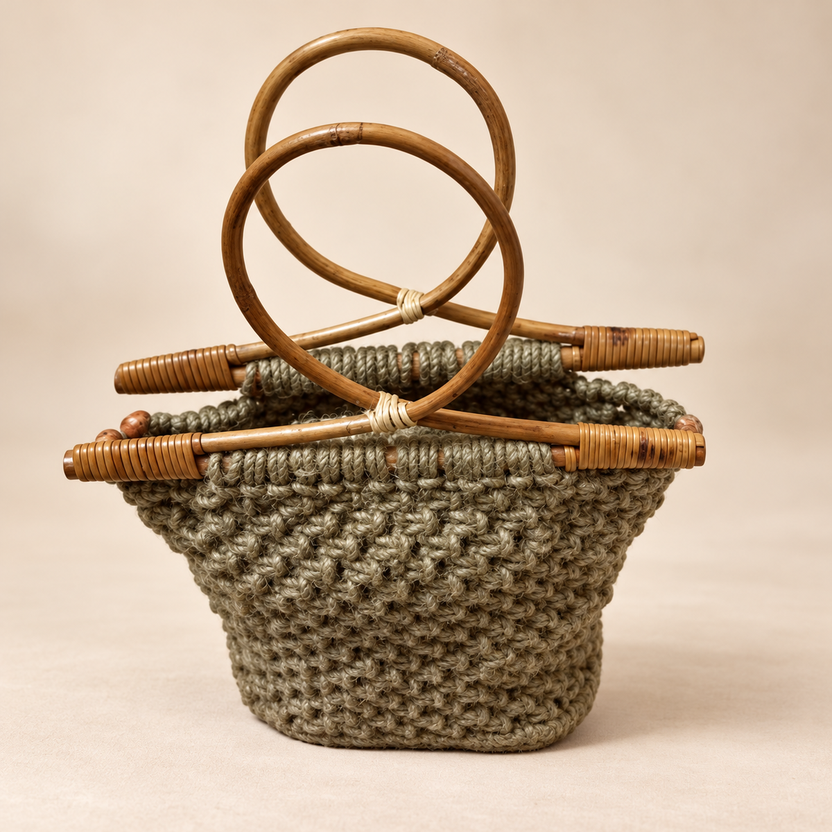 Handmade Jute Tote Bag, 28 × 22 × 16 cm — product view 3